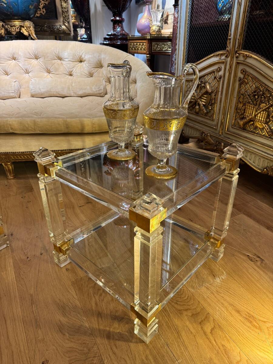 Pair of side tables from the 20th century in plexiglass and glass.