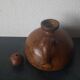 Carafe en céramique marron