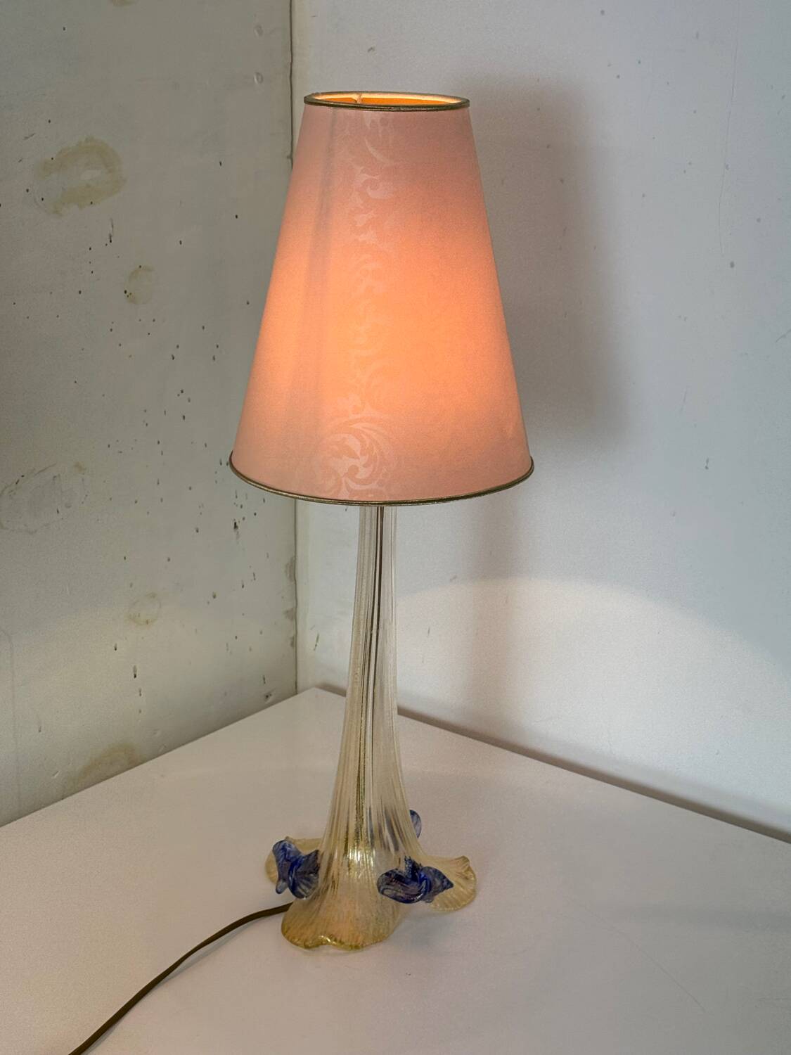 Set de 2 lampes de table italiennes vénitiennes vintage romantiques en verre de Murano.