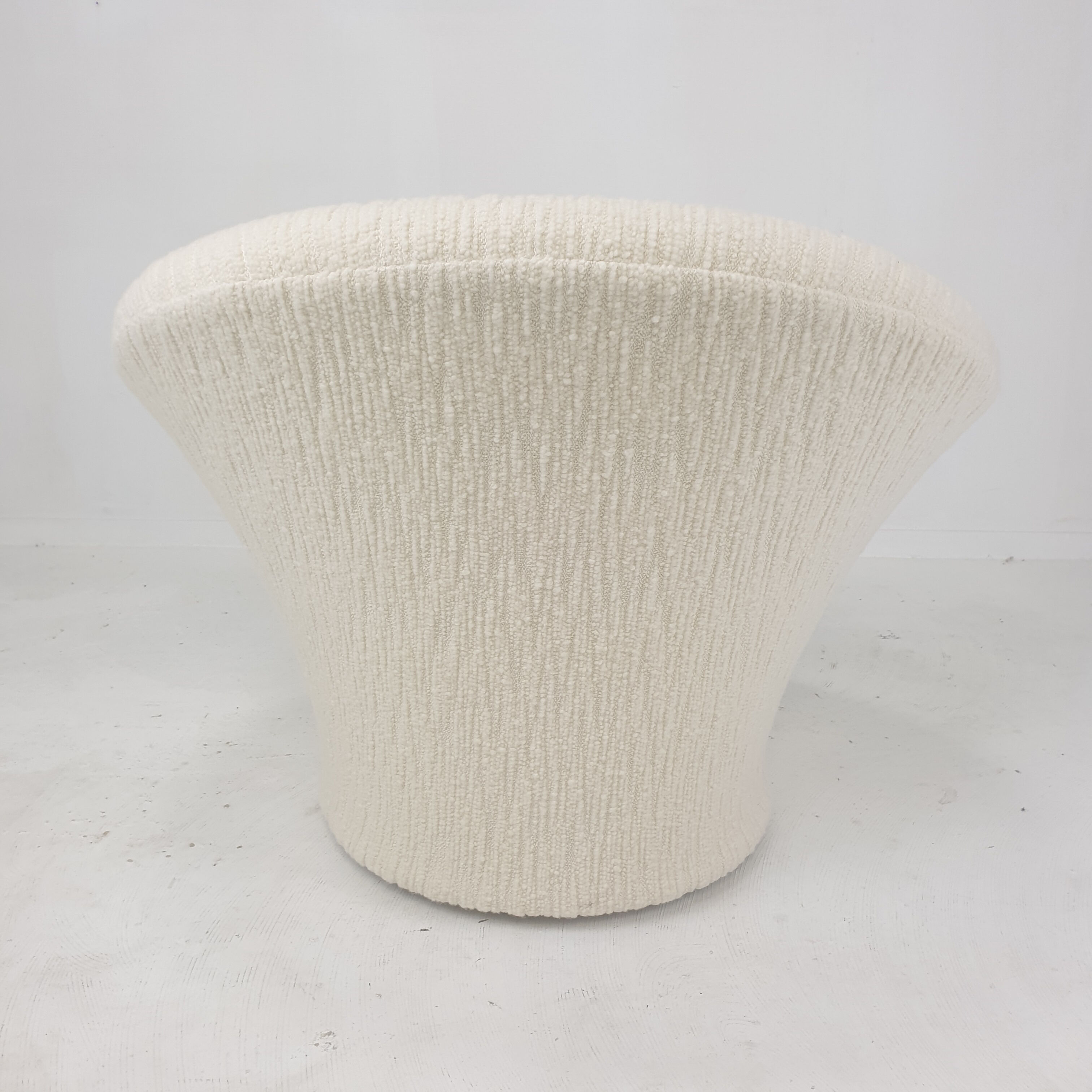 Set of 2 Mushroom armchairs by Pierre Paulin for Artifort