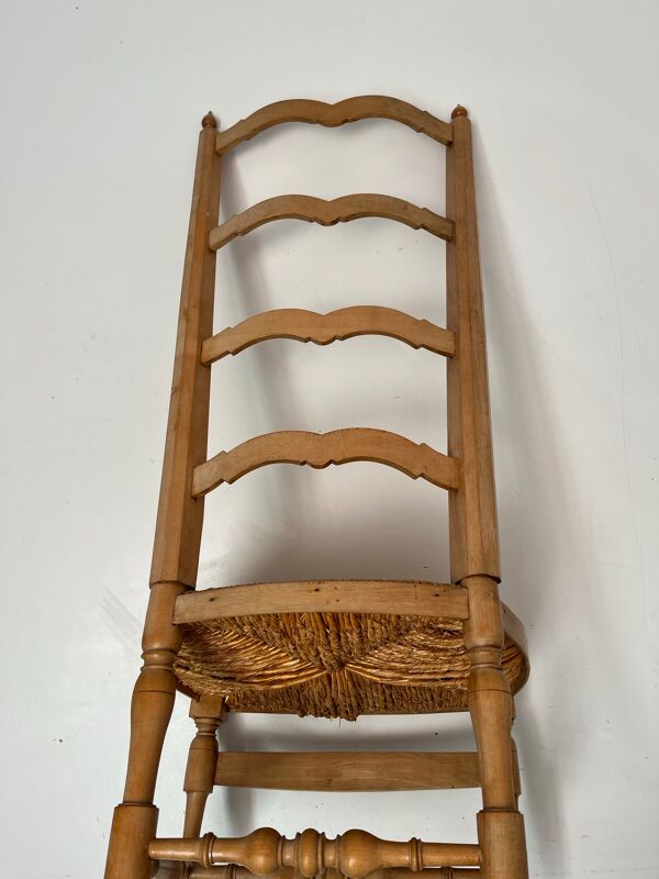 Chaise de nourrice paillée vintage
