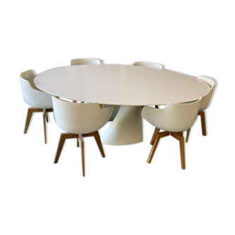 TAble MDF Italia sold with its 6 chairs