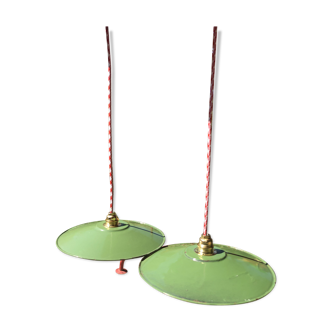 Pair of vintage hanging in green emailled tole 24 cm E14 sleeve