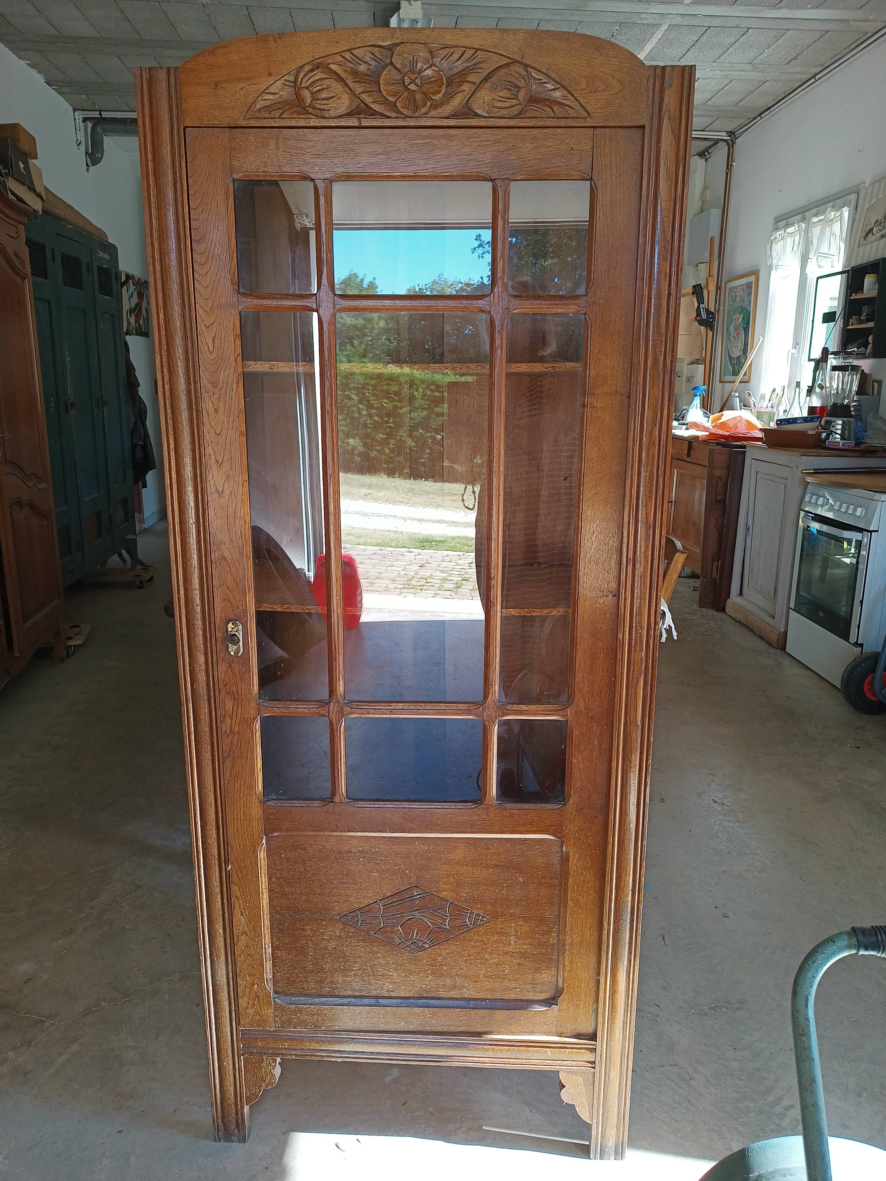 Armoire parisienne vintage