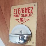 Vintage 80/90s public wall ashtray