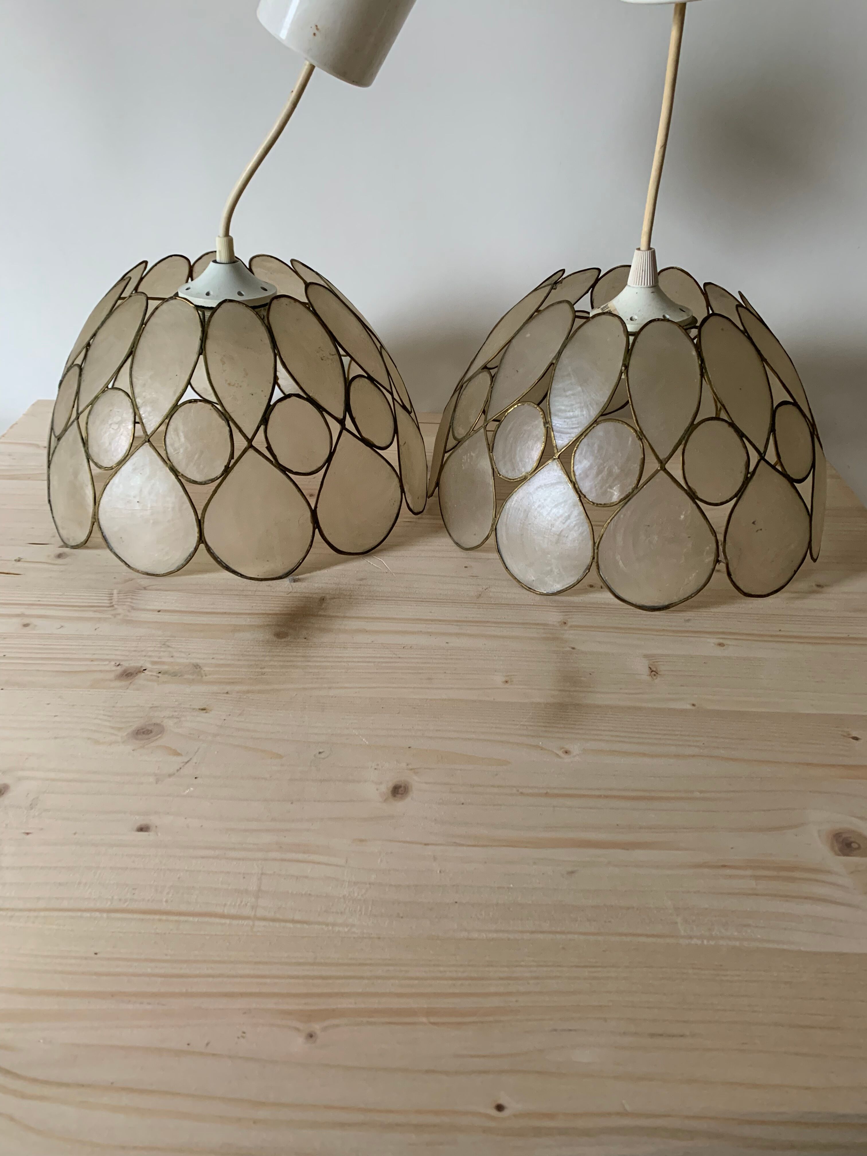 Vintage mother-of-pearl pendant lamp