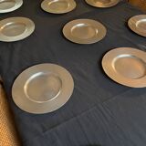 Set of 13 plates in fine pewter