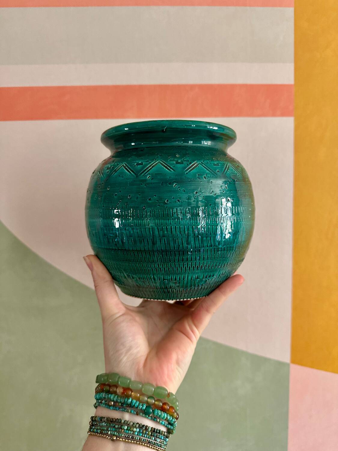 Vase vintage graphique