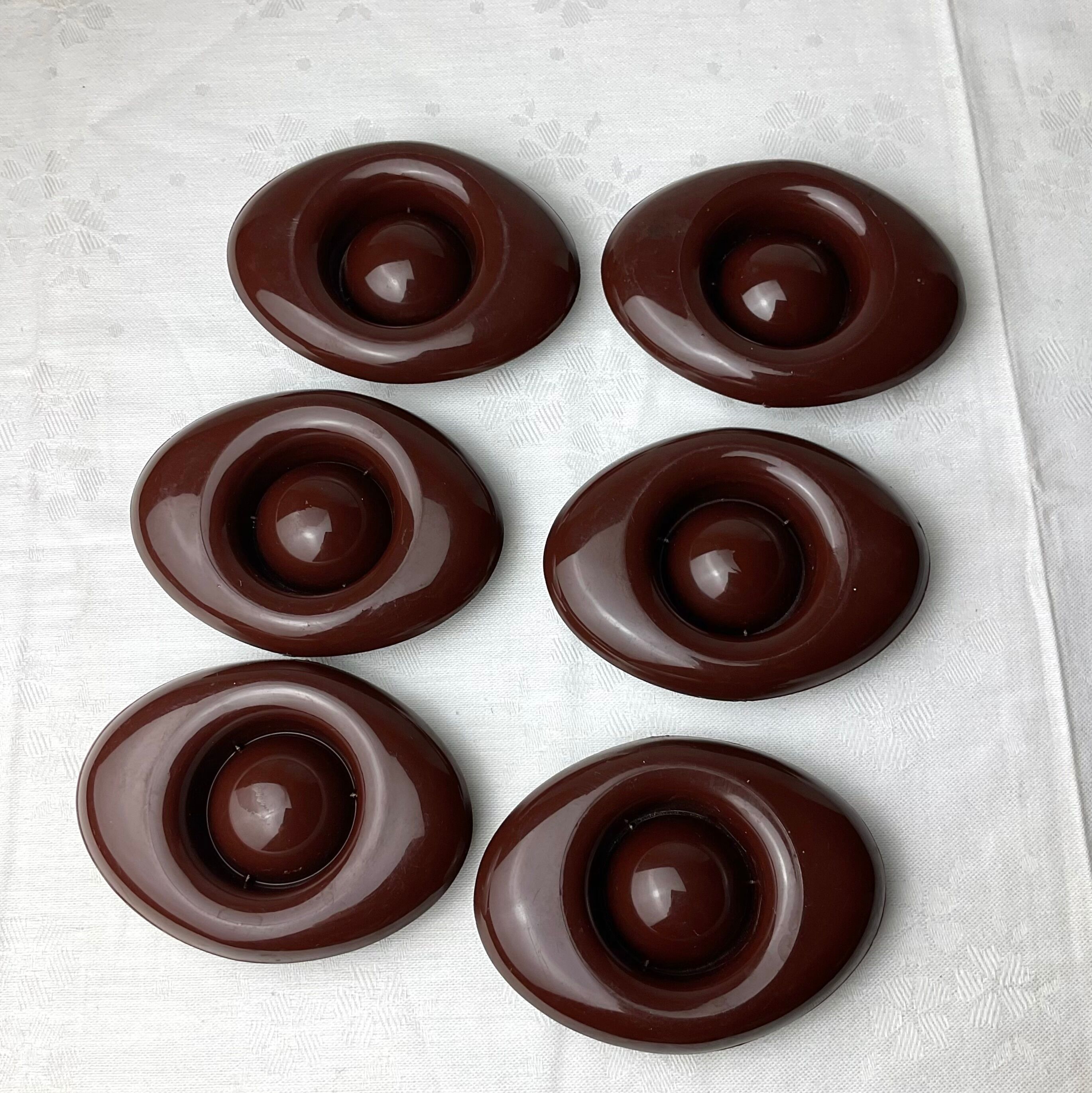 Vintage brown plastic shells 6 pieces