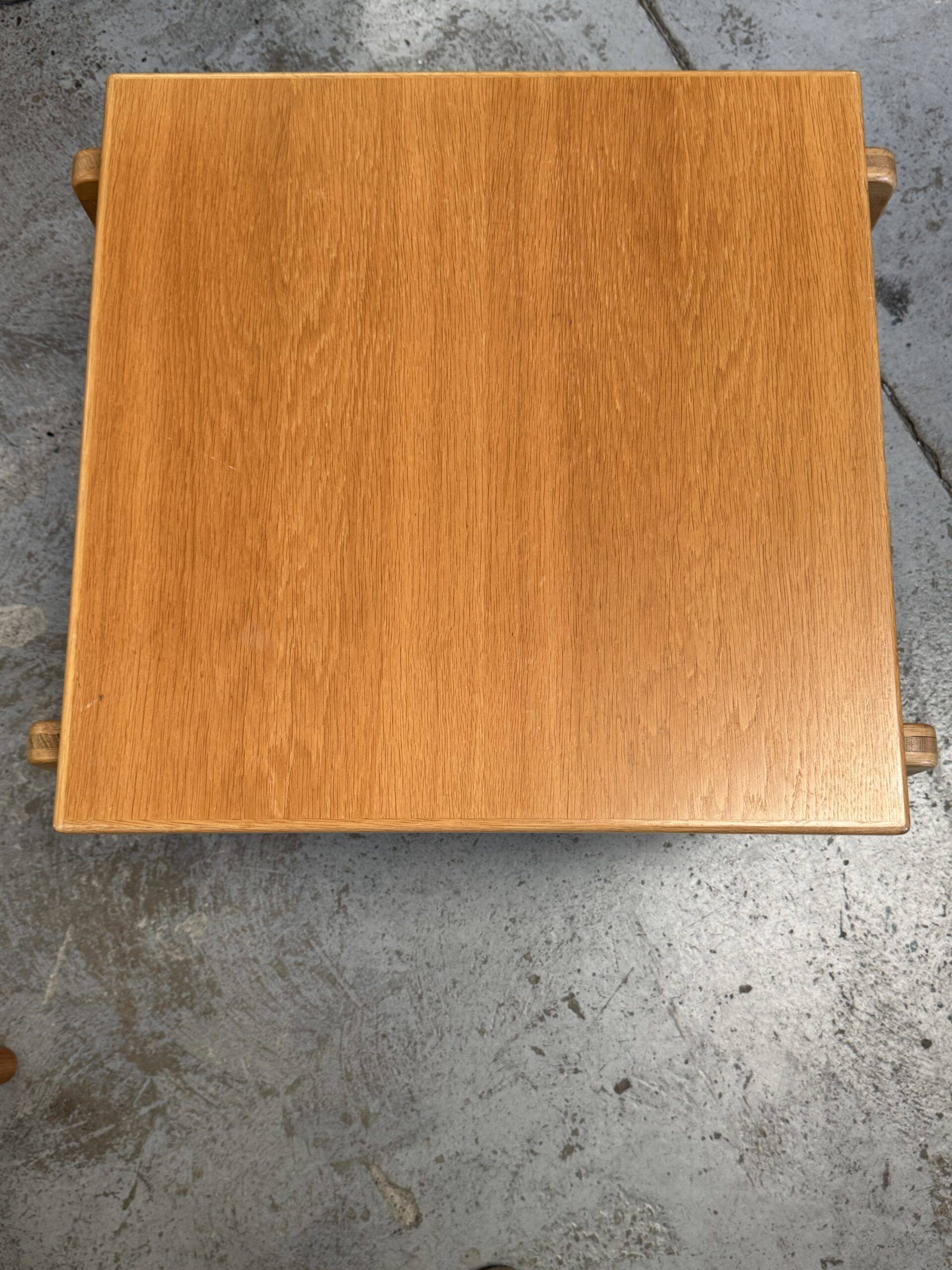 Table Alvar Aalto