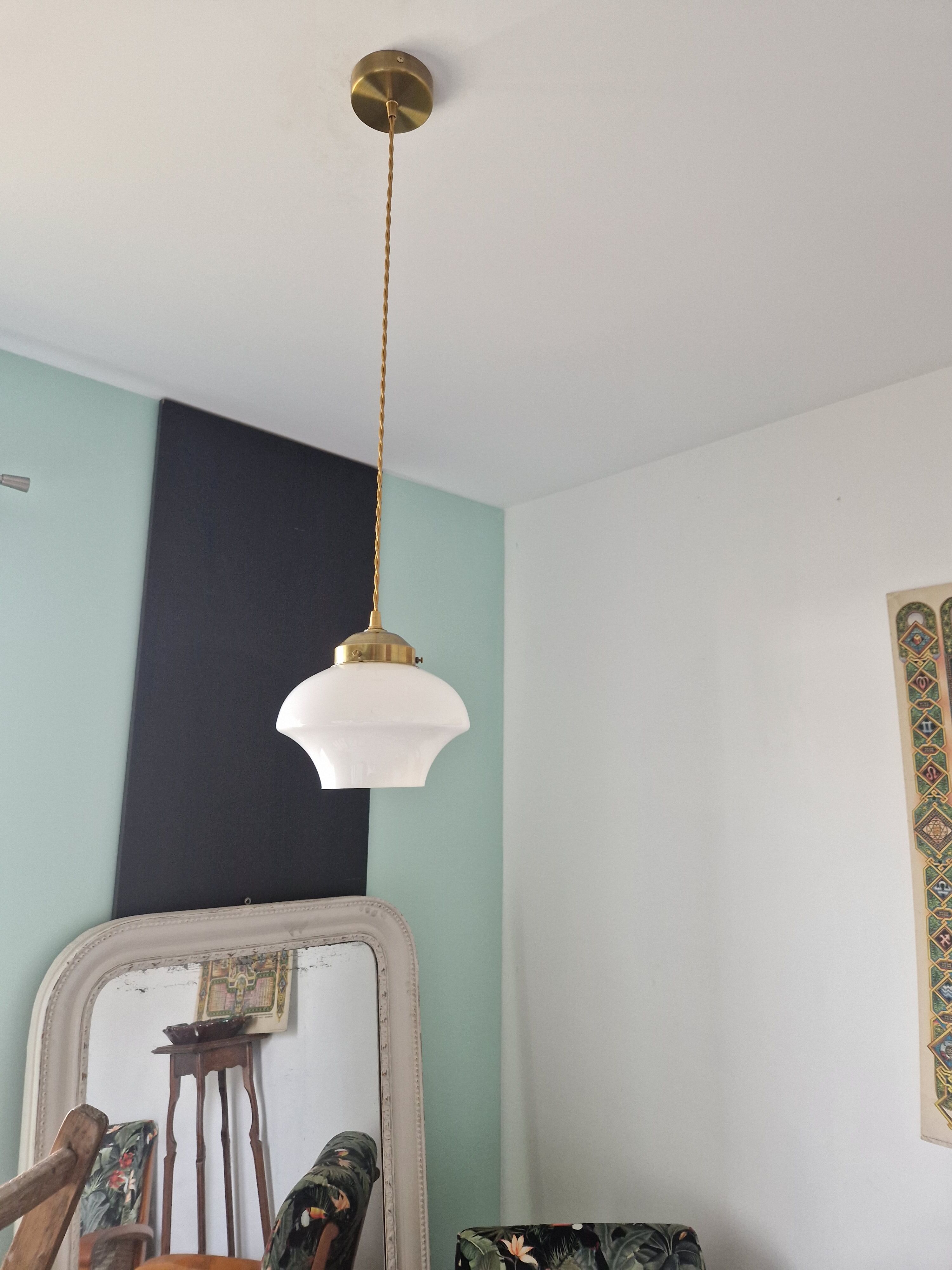 Art deco suspension opaline white and brass
