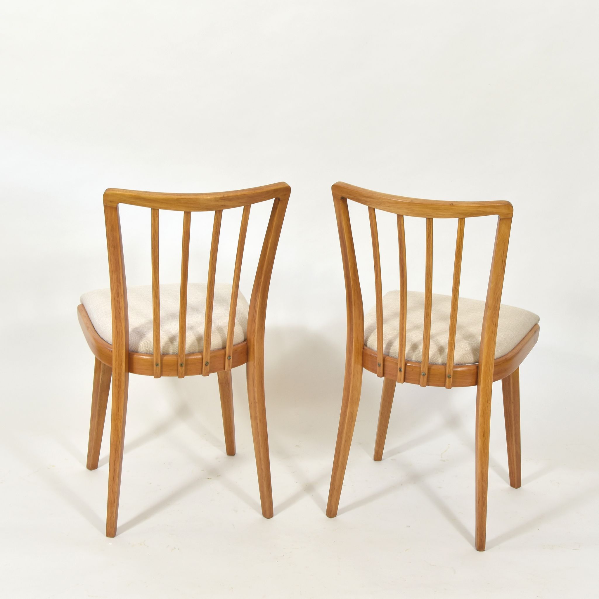 1970s Pair of oak dining chairs