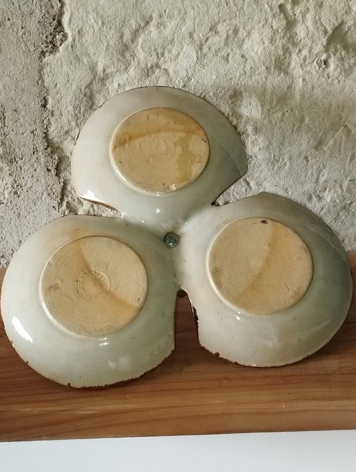 Large scallop shell dish – French earthenware – 1950s–70s – Vintage