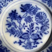 Assiettes Luneville en faïence opaque