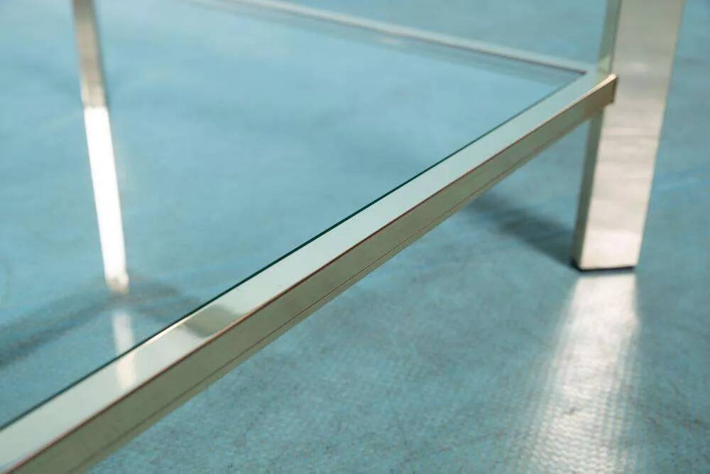 Minimalist coffee table in brass and glass, Regency style from the 1970s.