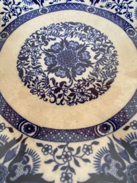 Plate service or compotier, Minton earthenware, cobalt blue