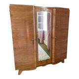 Très belle armoire de chambre en bois 1950