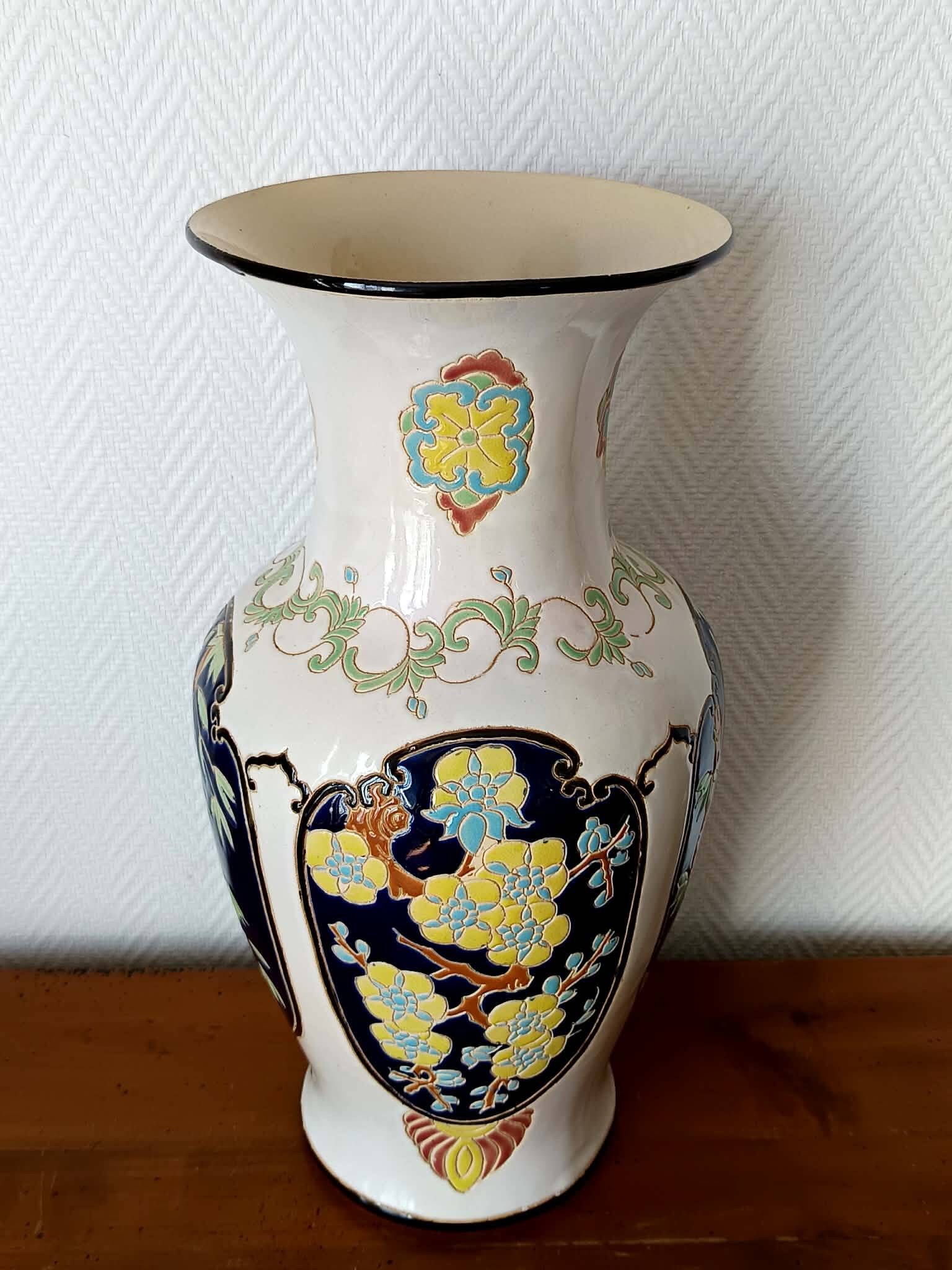 Vase en céramique japonisant