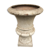 Old Médicis vase