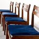 4 chaises en teck et velours bleu marine, milieu XXème