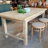 Farm table
