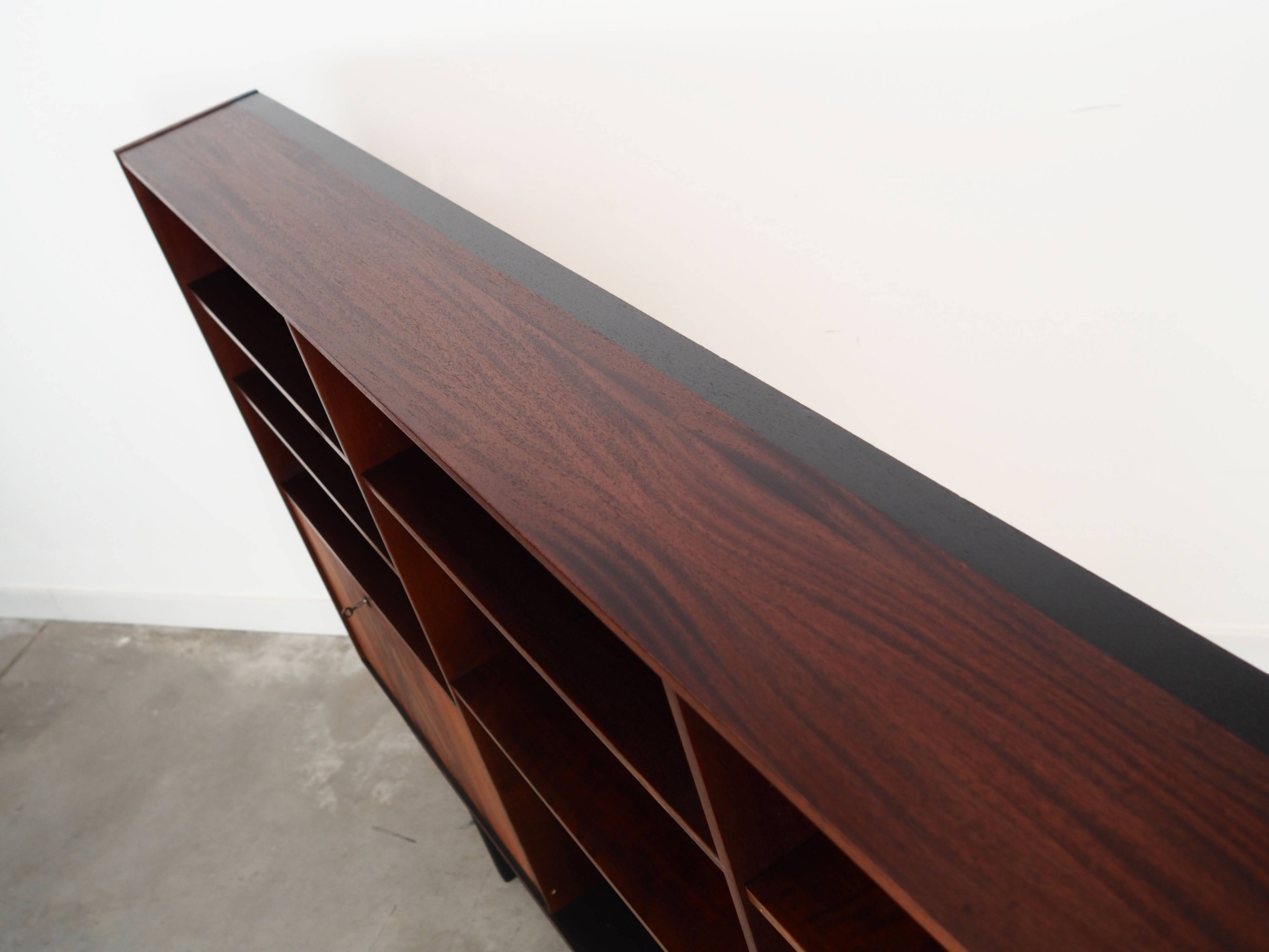 Rosewood bookcase, Danish design, 1970s, production: Farsø Møbelfabrik
