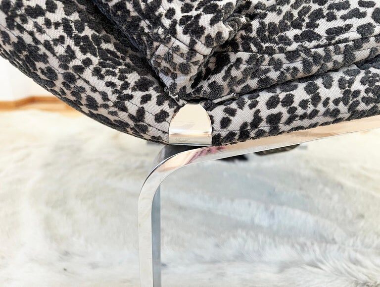 Onda Wave armchair by Giovanni Offredi for Saporiti