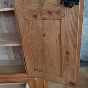 Armoire en pin 