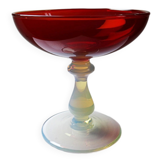 Red Venetian blown glass coupe on a foot with opaline and vintage soap bubble.