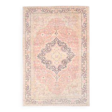 Vintage Pale Red & Pink Persian Rug, 144x216Cm