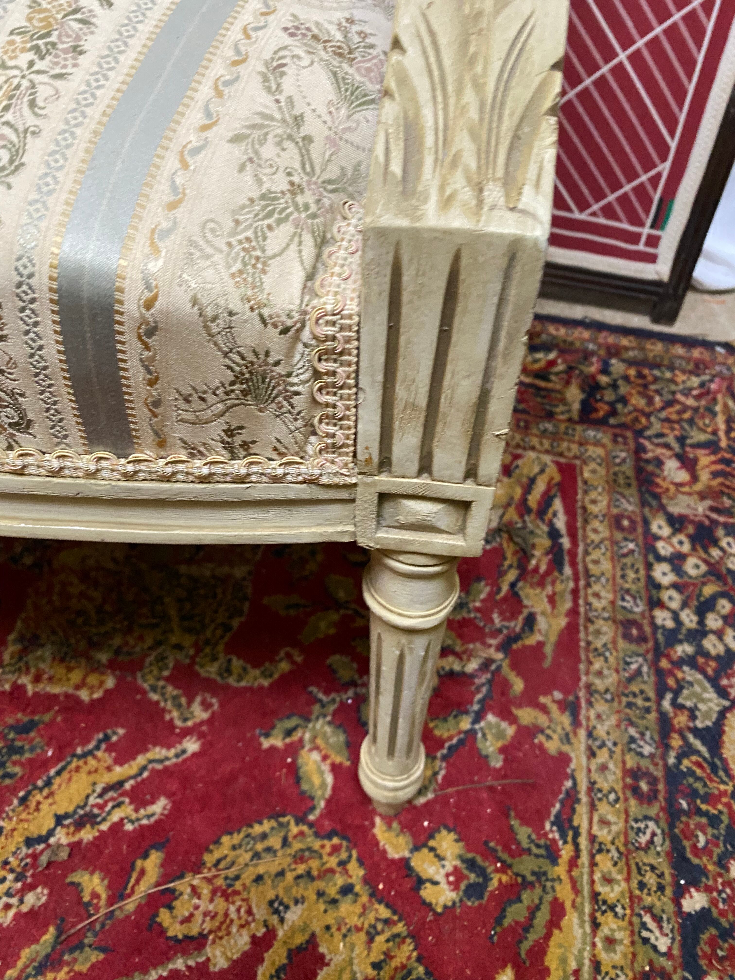 Louis XVI style bench carved with original fabrics and silks