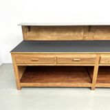 Large trading counter from the 80s