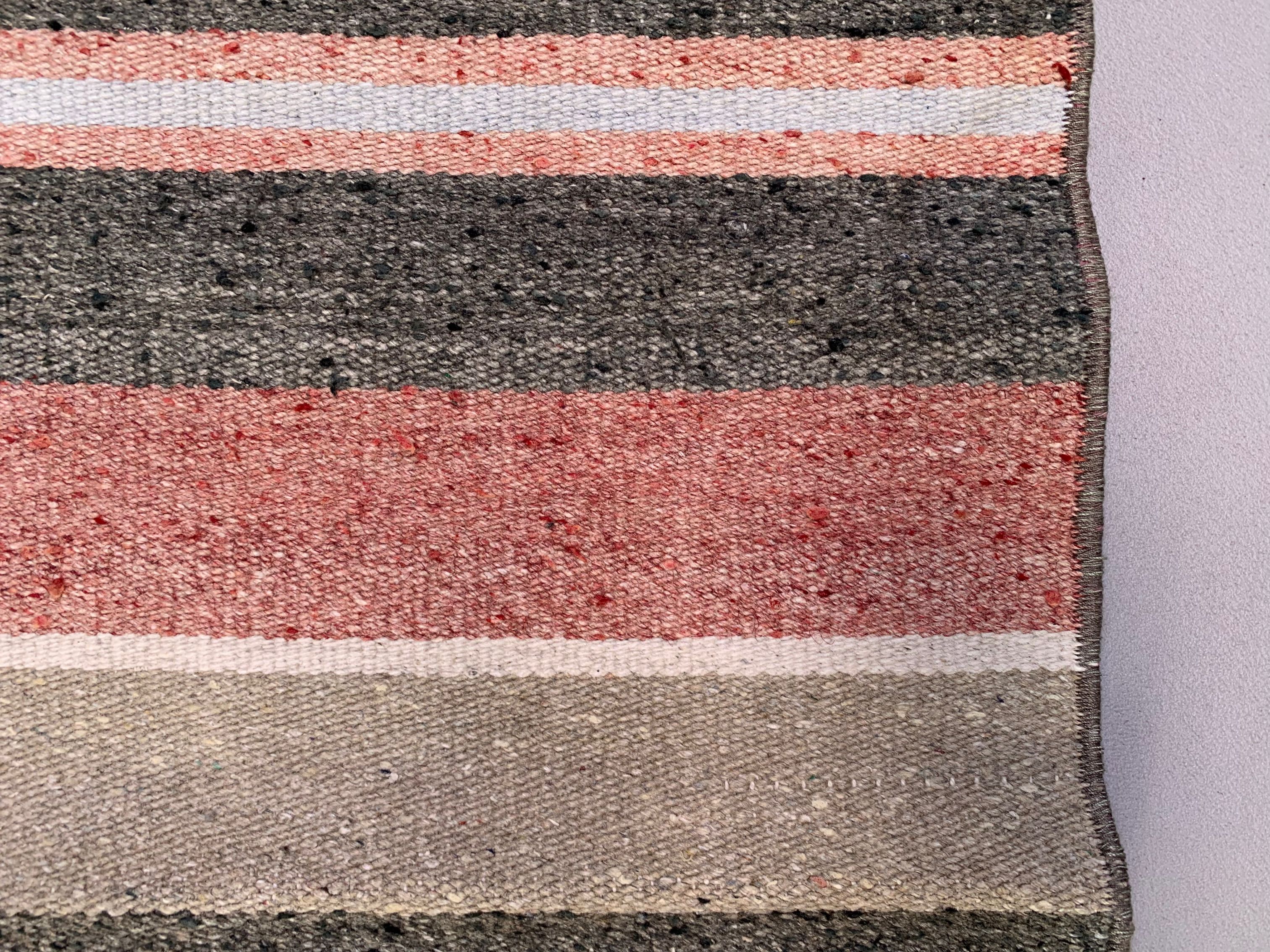 Old Turkish narrow Kilim Runner 275x50 cm shabby chic, vintage kelim