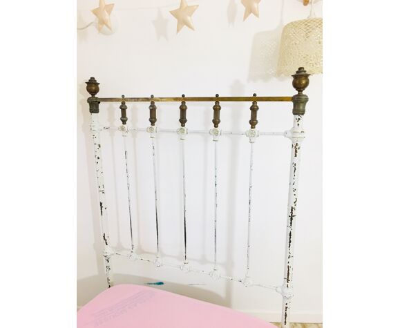 Lit En Metal Blanc Et Laiton Dore Ancien Selency Lit En Metal Blanc Et Laiton Dore Ancien Selency