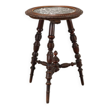 Table d’appoint en pin suisse avec plateau en marbre noir - Italie XXe siècle