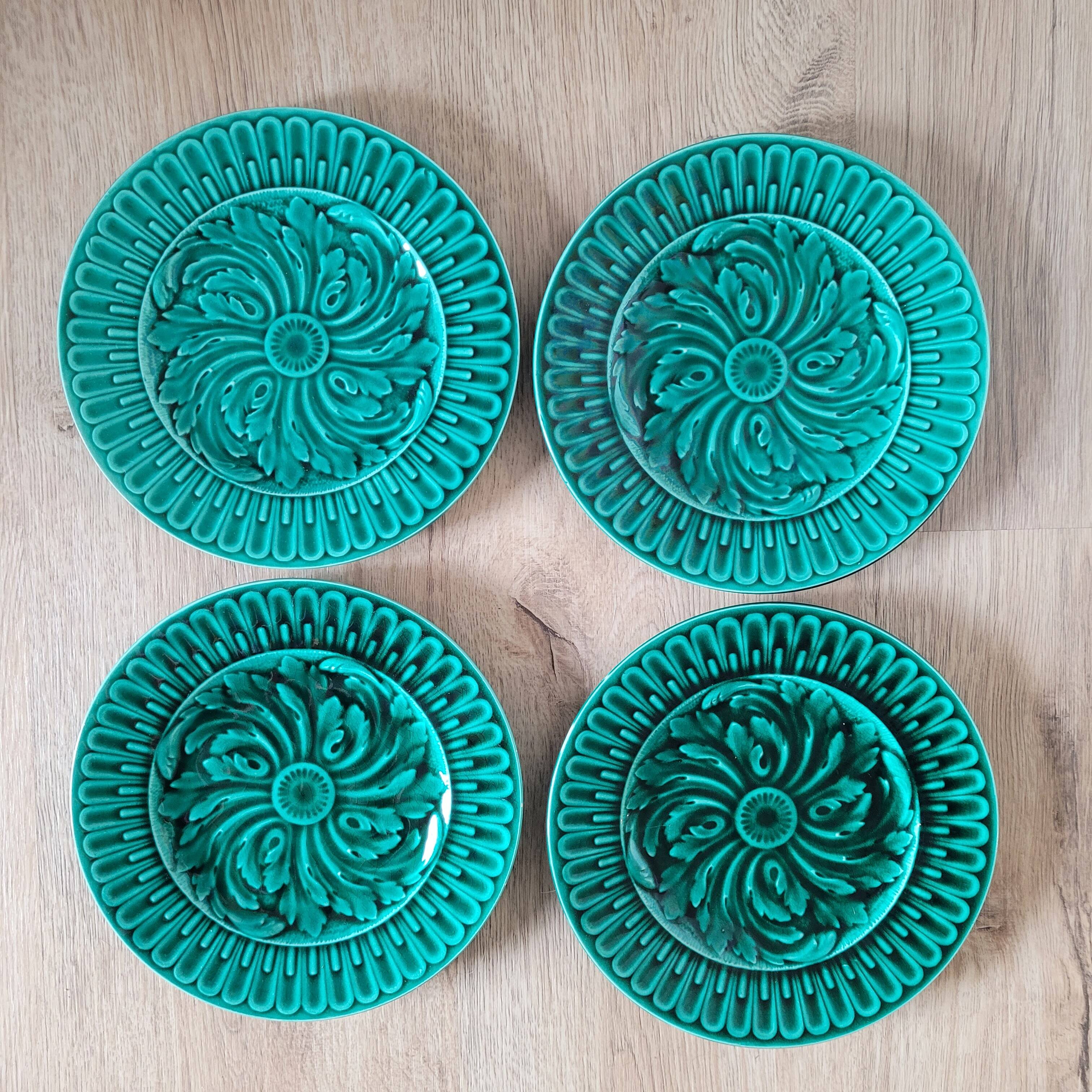 La Redoute x Selency set of 4 green barbotine plates