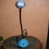 Blue cobra lamp