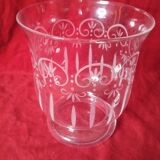 Glass soliflore vase with patterns