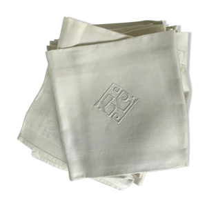 12 serviettes brodées