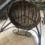 Tripod harness in wrought iron and wicker