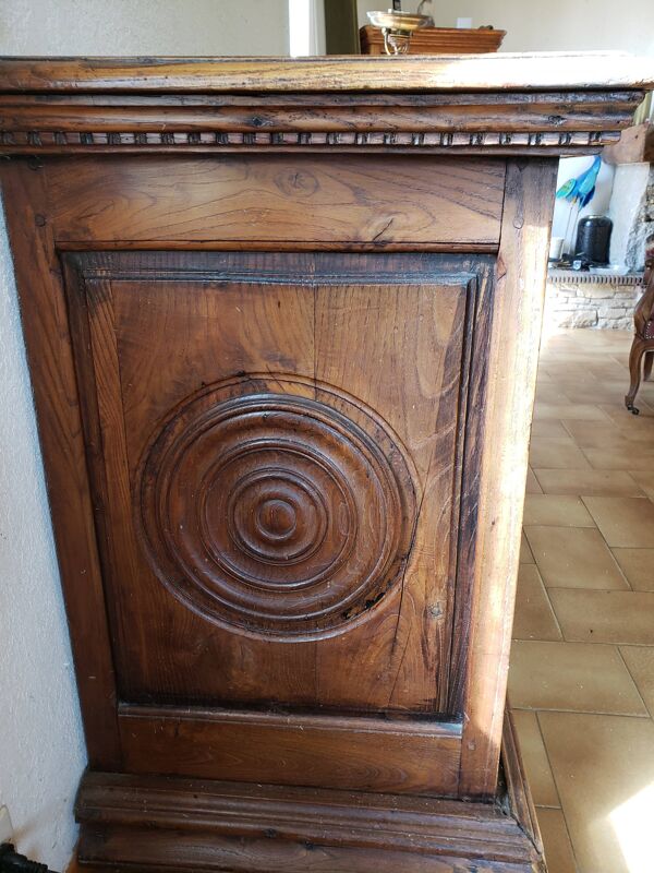 Bahut breton époque XVIII ème siecle