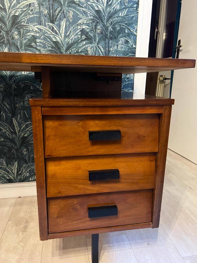 Pierre Paulin CM 172 desk in oak and metal from the 1950s