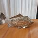 Poisson porte-serviette en métal argenté