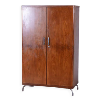 Walnut Bauhaus Wardrobe Made in Czechia by Robert Slezak, 1930-1939