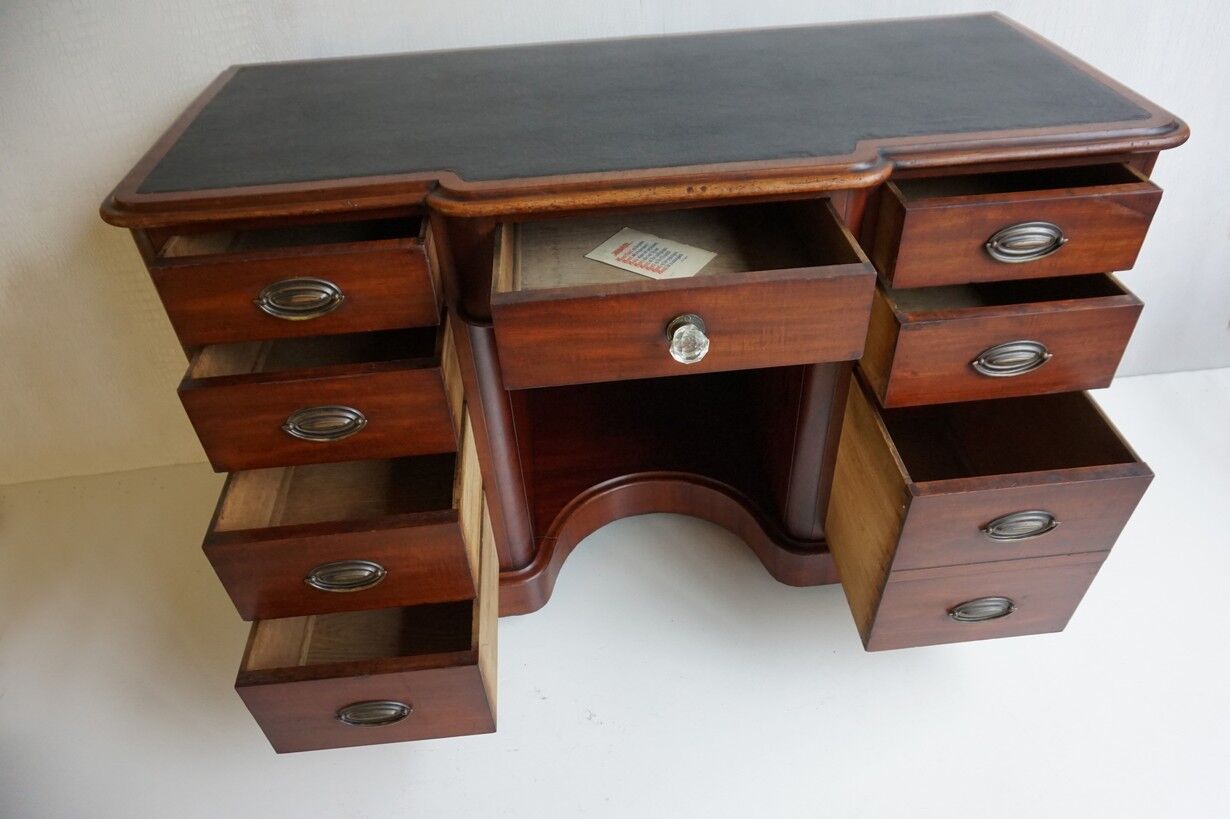 Bureau antique