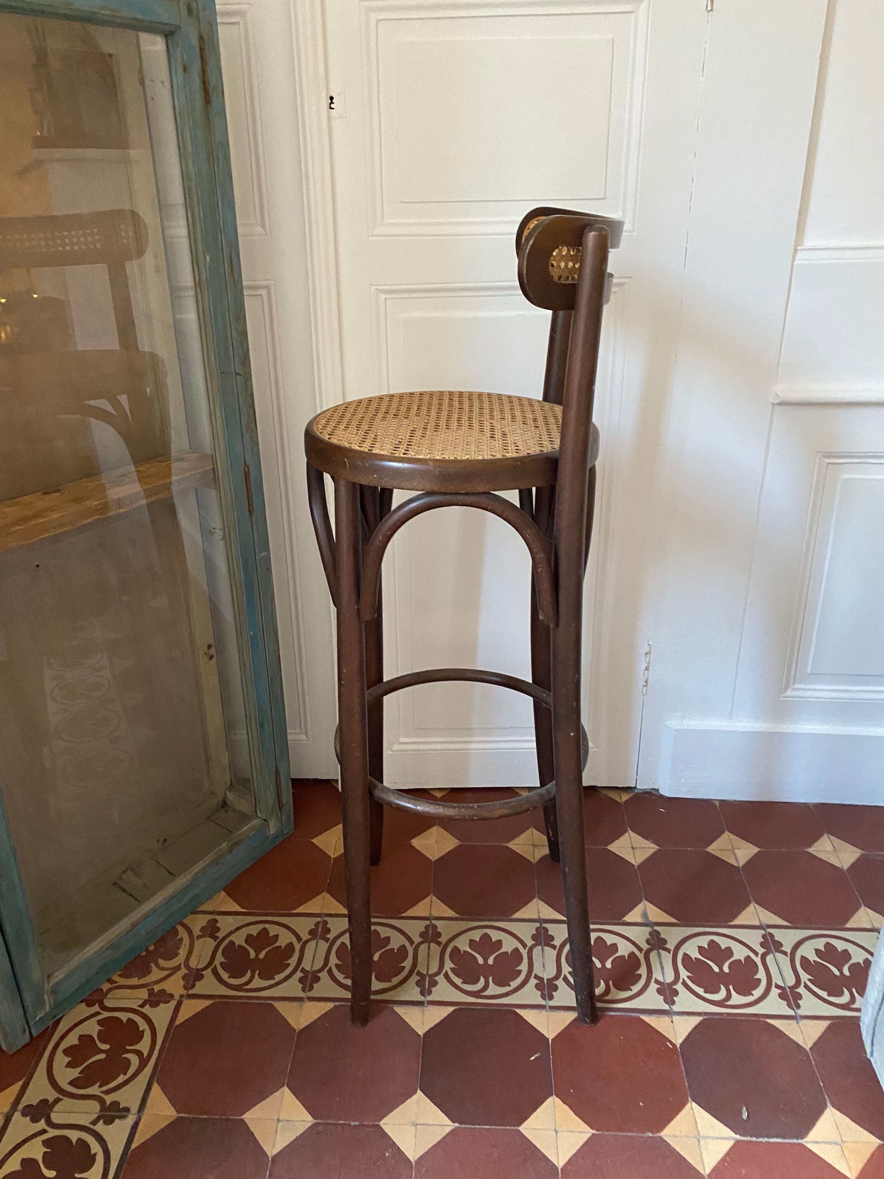 Tabouret haut