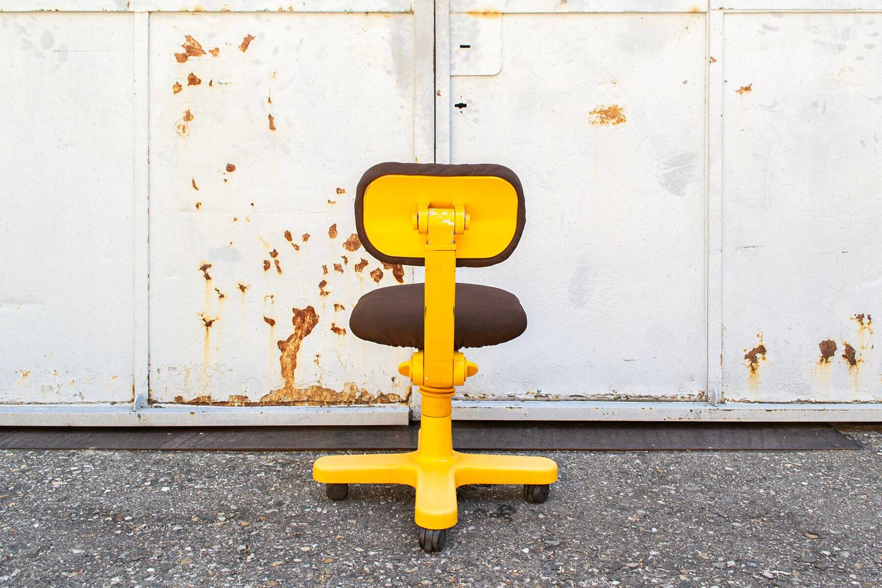 Vintage swivel chair 45 by Ettore Sottsass for Olivetti Synthesis, 1960s.