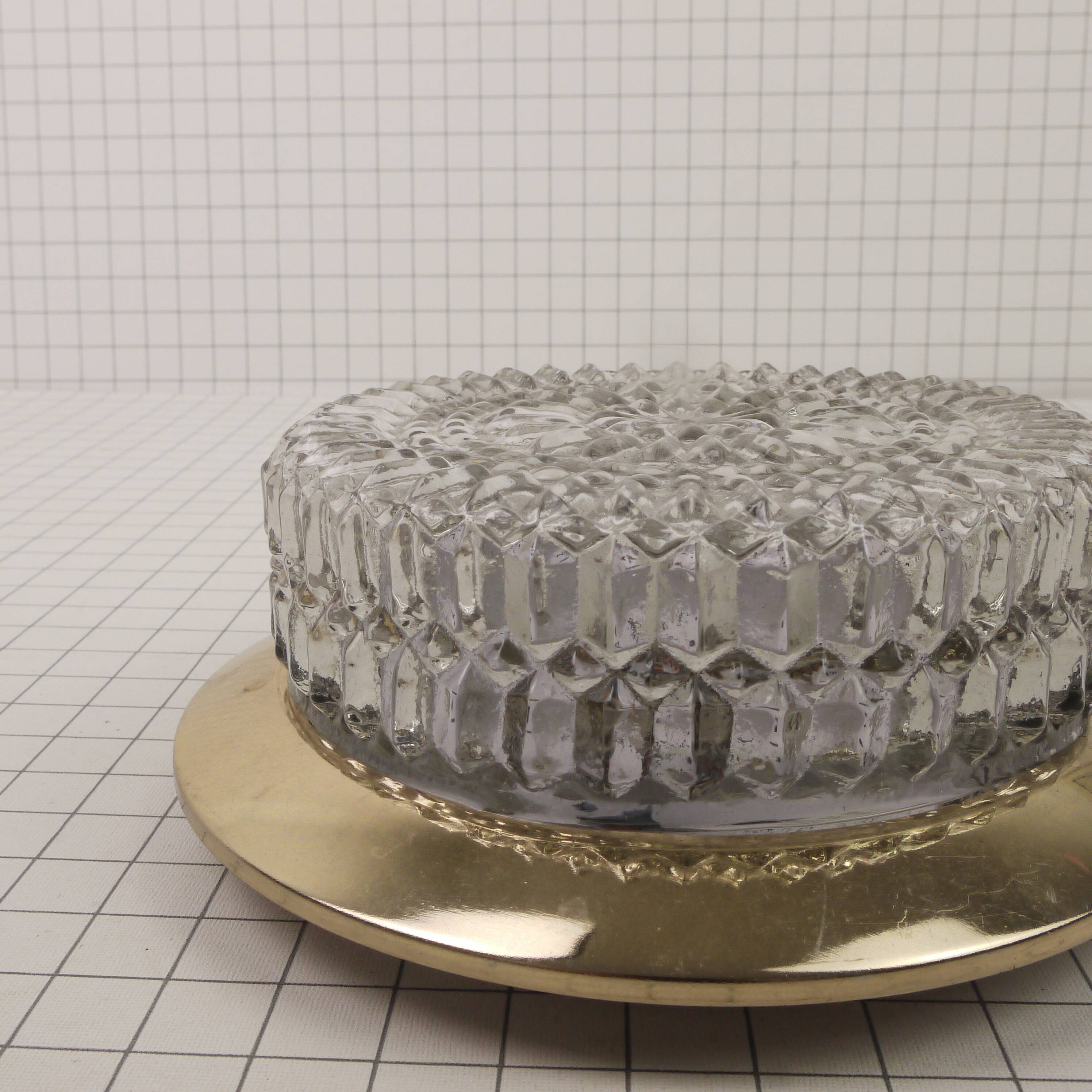 Plafonnier chiselled glass