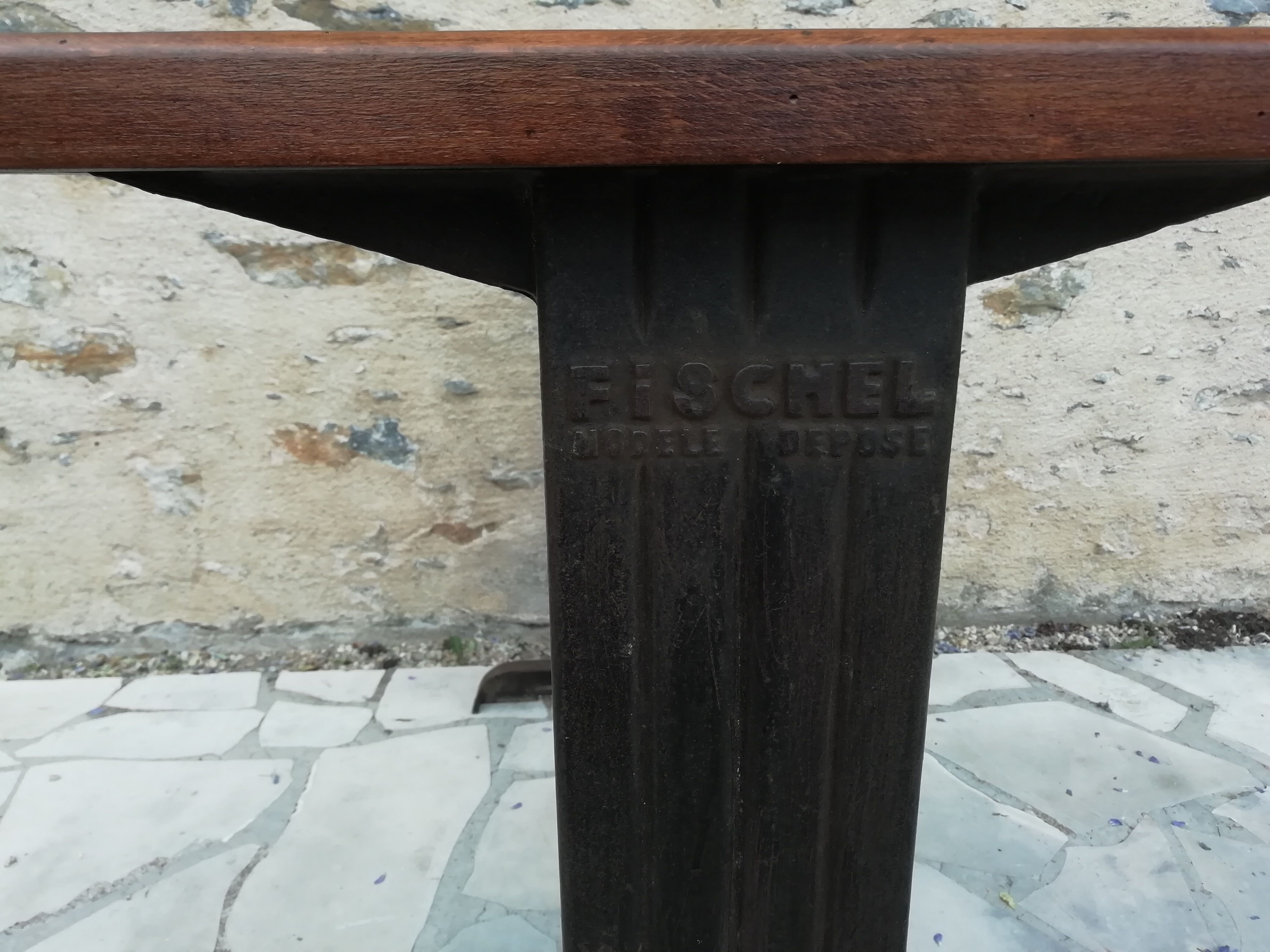 Fischel bistro table and 3 thonet chairs