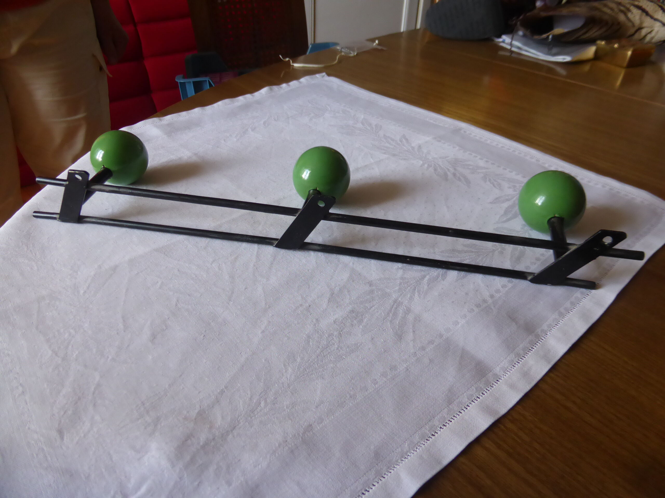 Vintage wall coat rack 3 patères